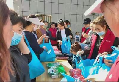 神木市迎賓路街道扎實推進計生用品服務，踐行“我為群眾辦實事”